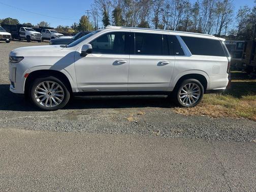 2023 Cadillac Escalade ESV Premium Luxury