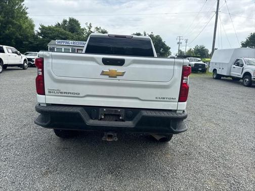 2022 Chevrolet Silverado 2500 Custom