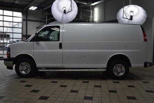 2024 Chevrolet Express 2500 RWD 2500 Regular Wheelbase WT