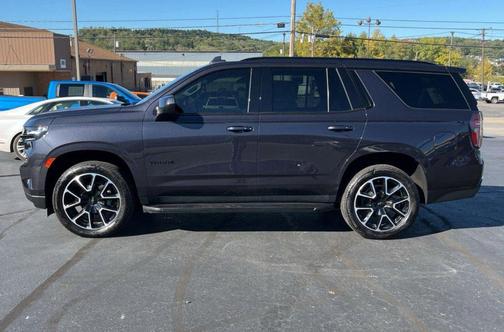 2023 Chevrolet Tahoe 4WD RST
