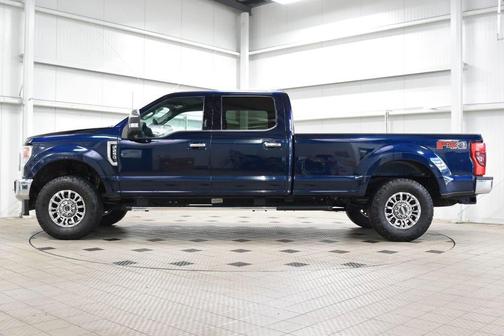 Antimatter Blue Metallic 2022 Ford F-250 XLT