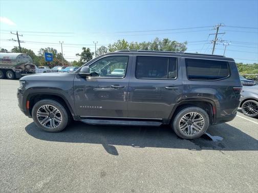 2022 Jeep Wagoneer Series III 4x4