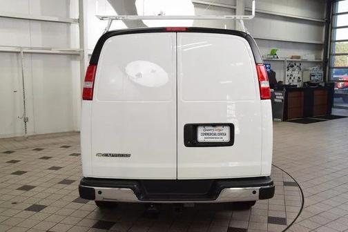 2025 Chevrolet Express 2500 RWD 2500 Regular Wheelbase WT