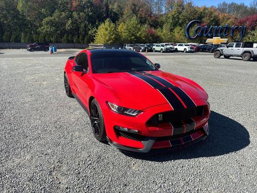 2017 Ford Shelby GT350 Base