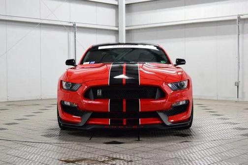 2017 Ford Shelby GT350 Base