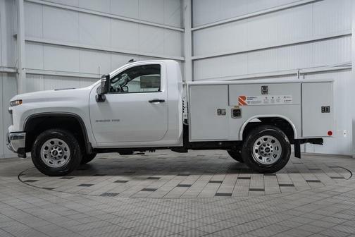 2025 Chevrolet Silverado 3500 WT