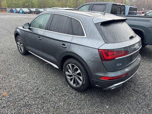 2023 Audi Q5 45 S line Premium Plus