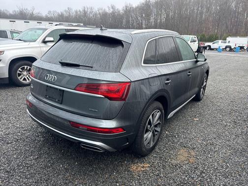 2023 Audi Q5 45 S line Premium Plus
