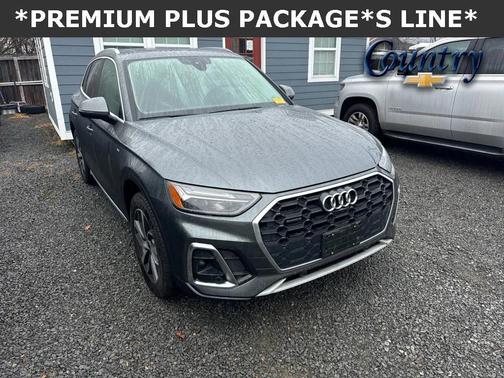 2023 Audi Q5 45 S line Premium Plus