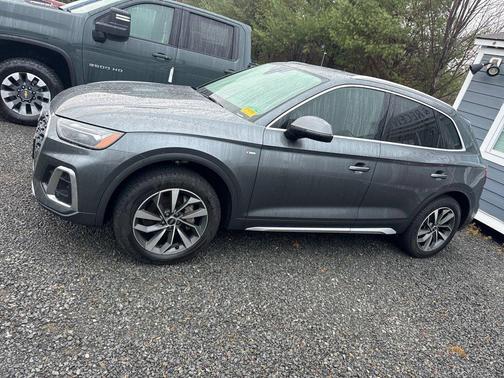 2023 Audi Q5 45 S line Premium Plus