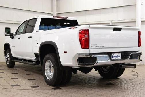 2026 Chevrolet Silverado 3500 WT