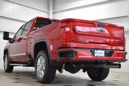 2022 Chevrolet Silverado 2500 High Country