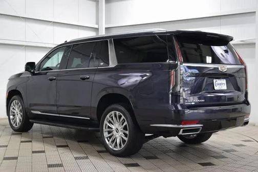 2022 Cadillac Escalade ESV Premium Luxury
