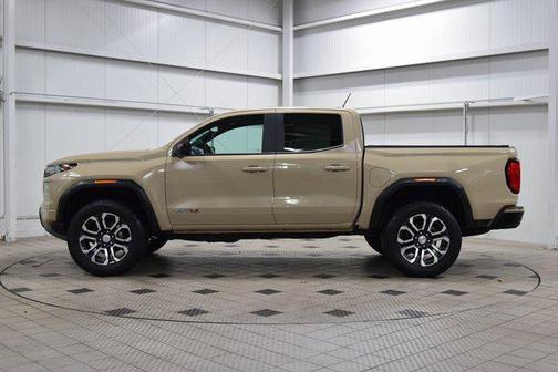 2023 GMC Canyon AT4
