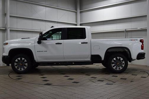 2026 Chevrolet Silverado 2500 Custom
