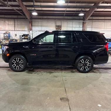 2024 GMC Yukon 4WD AT4