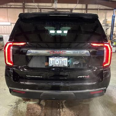 2024 GMC Yukon 4WD AT4
