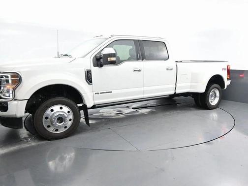 2022 Ford F-450 Platinum