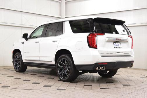 White Frost Tricoat 2024 GMC Yukon Denali
