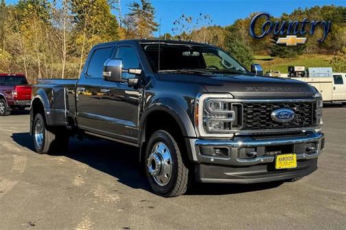 2023 Ford F-450 Lariat