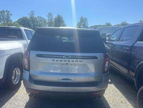 Sterling Gray Metallic 2024 Chevrolet Suburban 4WD Z71