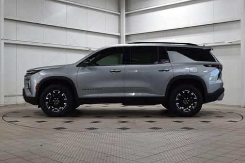 Sterling Gray Metallic 2026 Chevrolet Traverse AWD Z71
