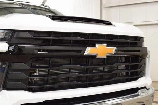 Summit White 2025 Chevrolet Silverado 3500 WT