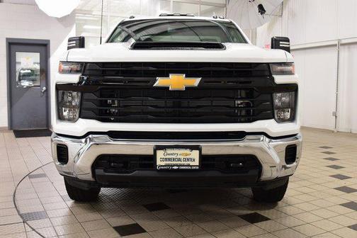 2025 Chevrolet Silverado 3500 WT
