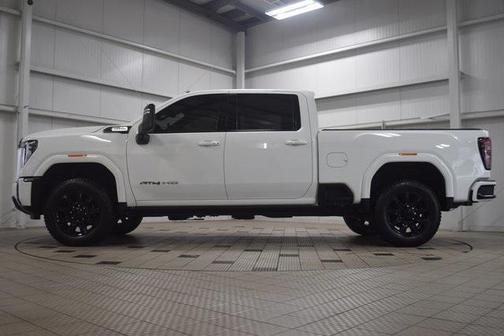 2024 GMC Sierra 2500 AT4