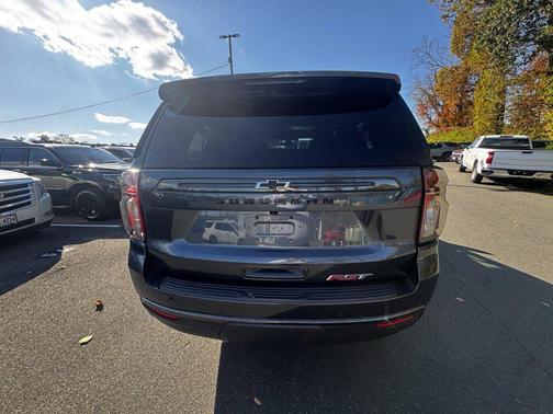2021 Chevrolet Suburban RST