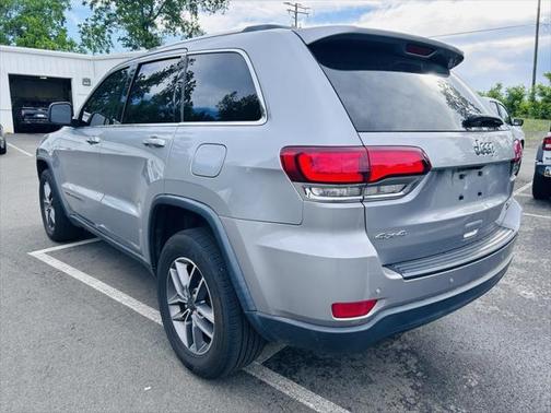 2020 Jeep Grand Cherokee Laredo