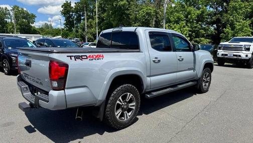 Cement 2018 Toyota Tacoma SR