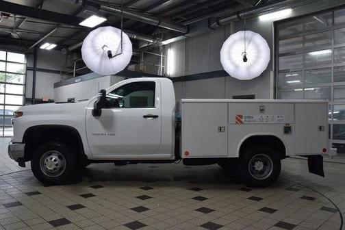 Summit White 2025 Chevrolet Silverado 3500 WT