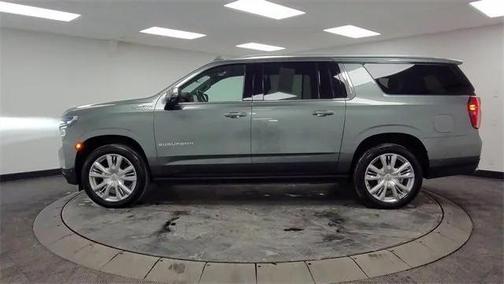 2024 Chevrolet Suburban 4WD High Country