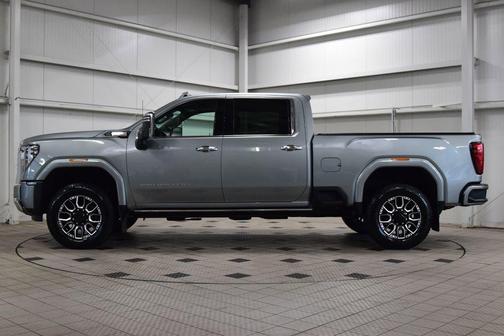 Sterling Metallic 2024 GMC Sierra 2500 Denali