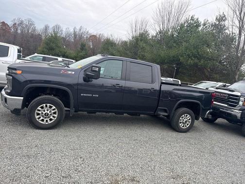 2024 Chevrolet Silverado 2500 LT