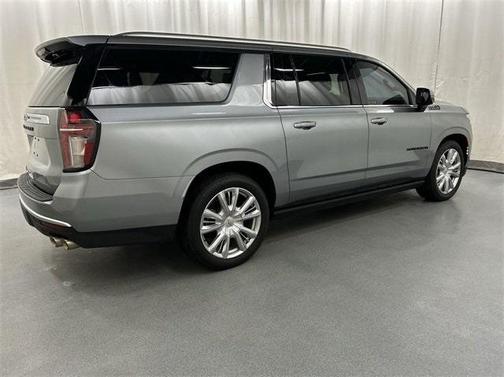 2024 Chevrolet Suburban 4WD High Country