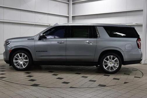 2024 Chevrolet Suburban 4WD High Country