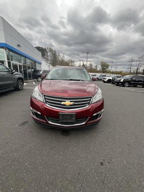 2017 Chevrolet Traverse 2LT
