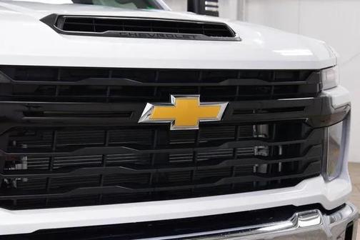 2025 Chevrolet Silverado 3500 WT