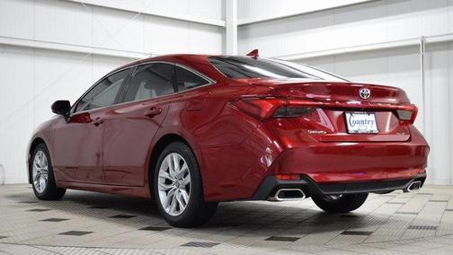 2019 Toyota Avalon XLE
