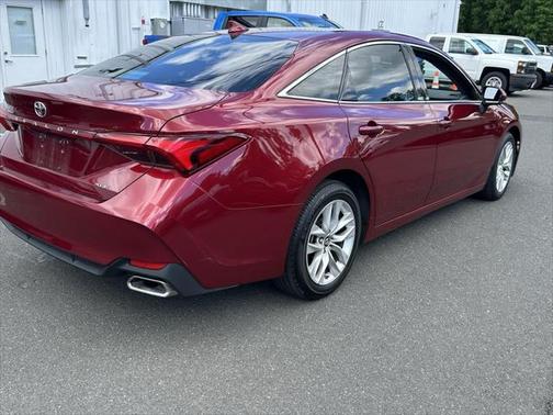 2019 Toyota Avalon XLE