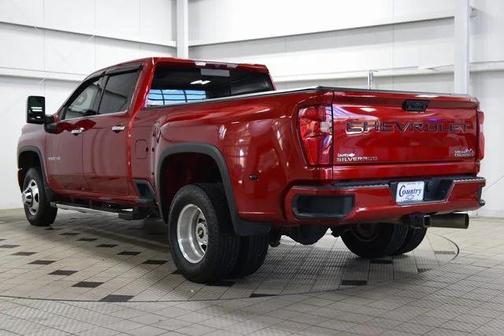 2022 Chevrolet Silverado 3500 High Country