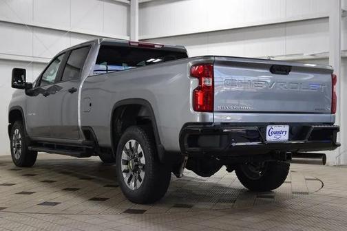 2026 Chevrolet Silverado 2500 Custom
