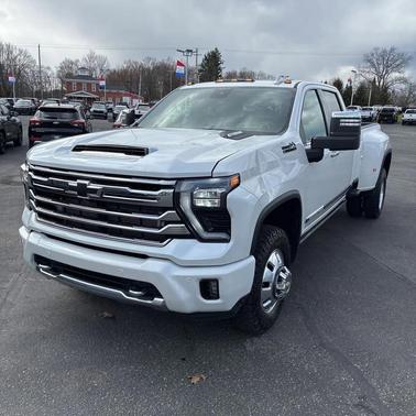 2024 Chevrolet Silverado 3500 High Country
