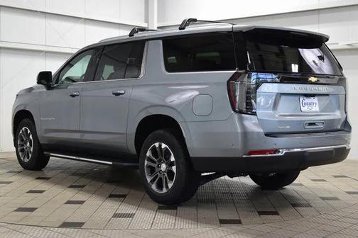2025 Chevrolet Suburban LT