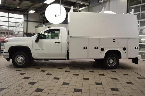 2026 Chevrolet Silverado 3500 WT