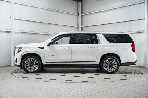 2023 GMC Yukon XL Denali Ultimate