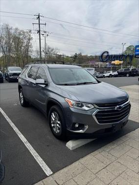 2021 Chevrolet Traverse LT Cloth
