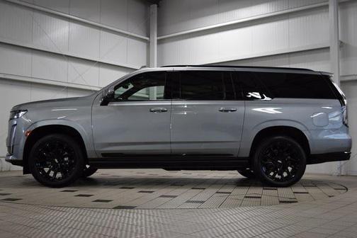2023 Cadillac Escalade ESV Sport